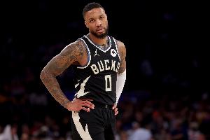 讨论|利拉德无限期休战雄鹿有人挺身而出or阵容解体倒计时？